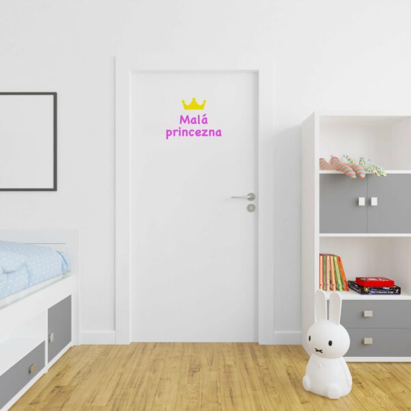 mala princezna dvere scaled